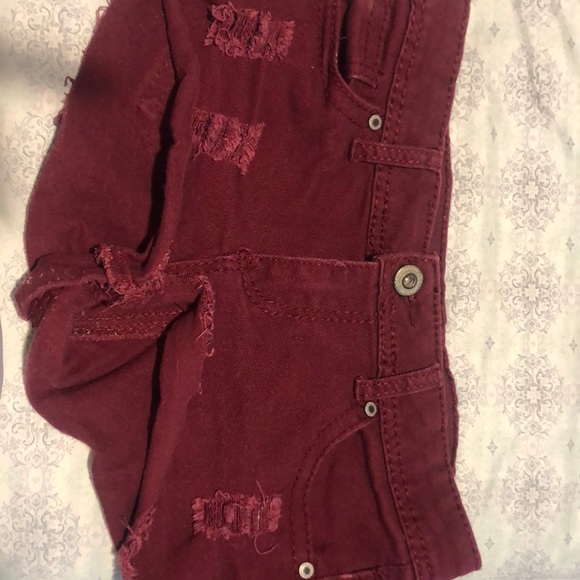 Shorts - Picture 1 of 3